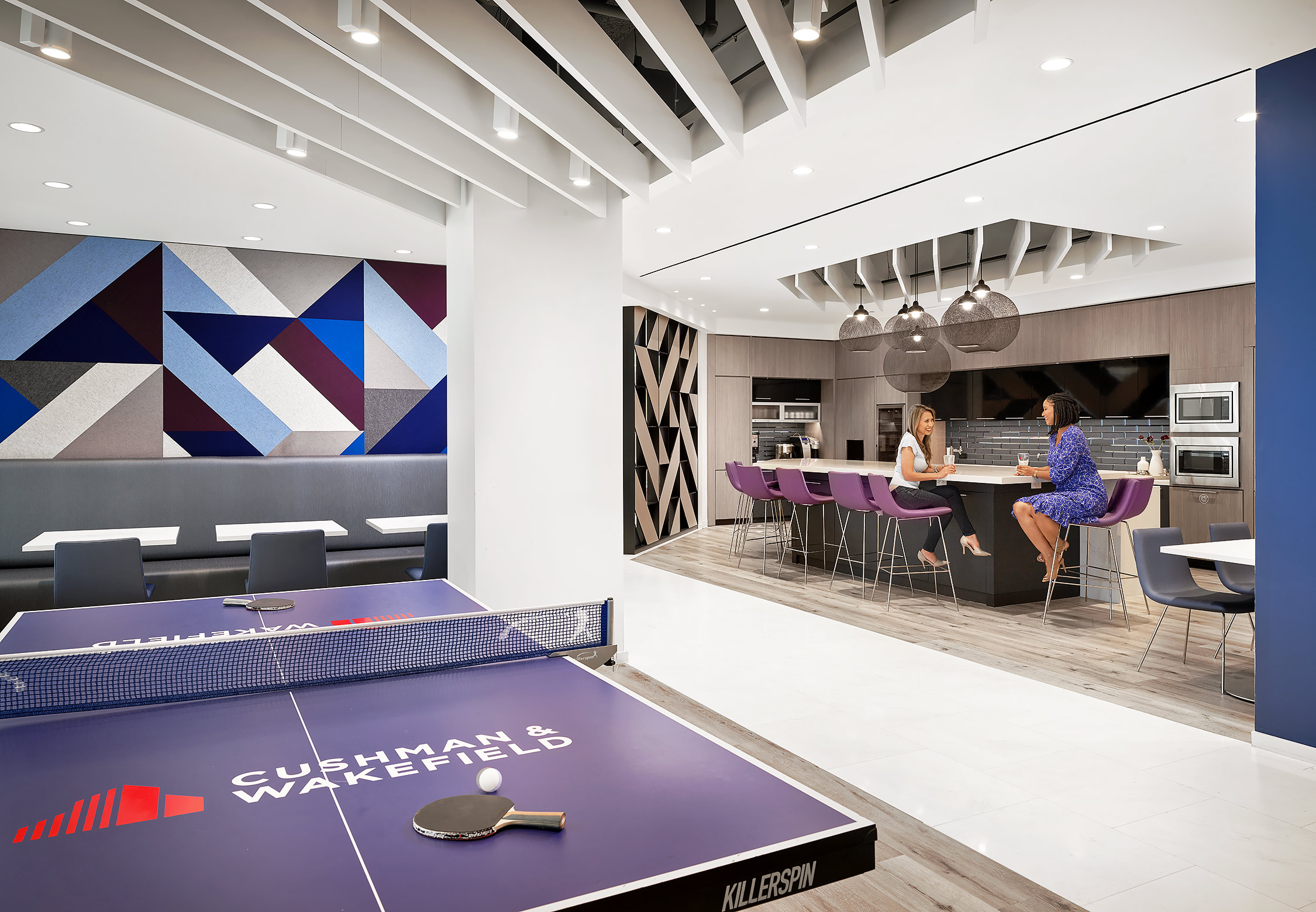 Cushman-Wakefield-Corporate-Office-Break-Room