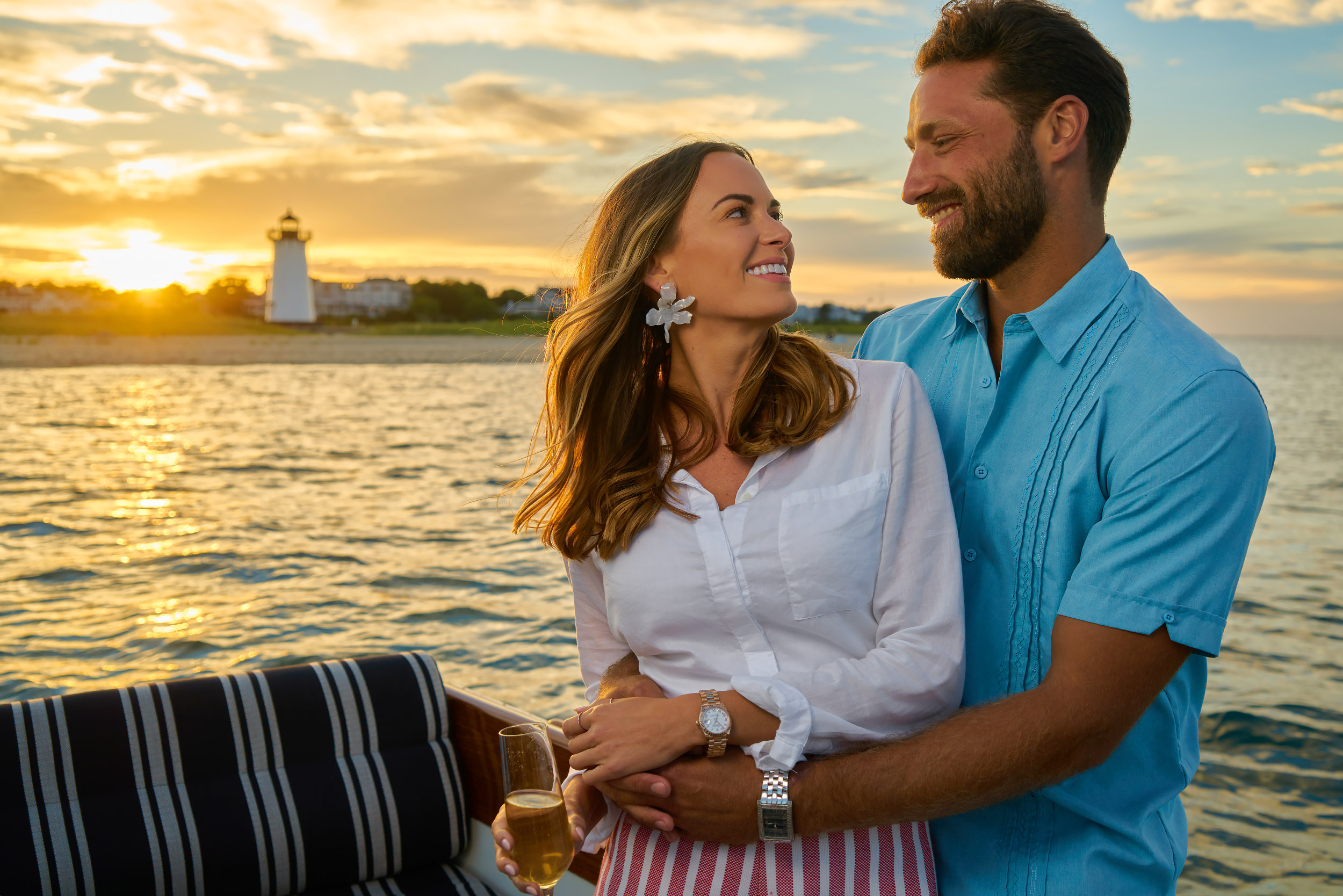 Harbor-View-Hotel-Lifestyle-Sunset-Cruise