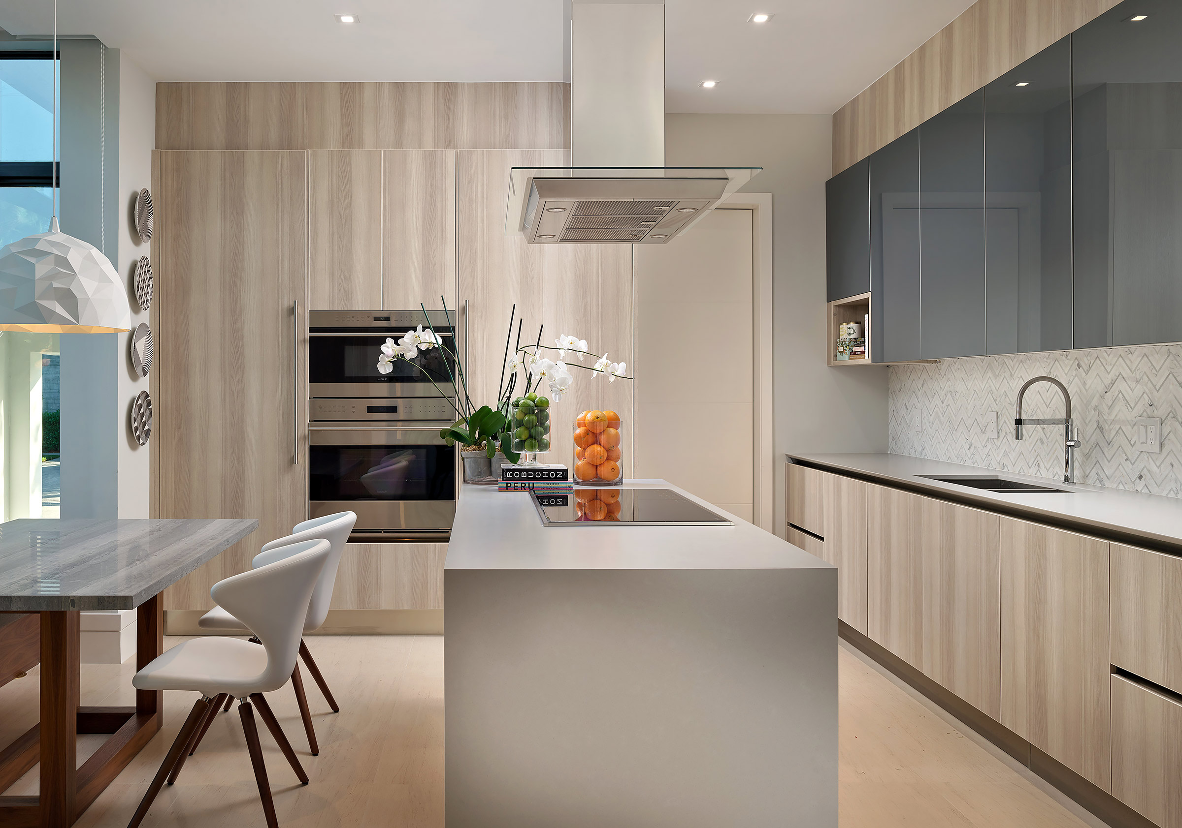 Key-Biscayne-Contemporary-Kitchen-Residential-Real-Estate-Photography