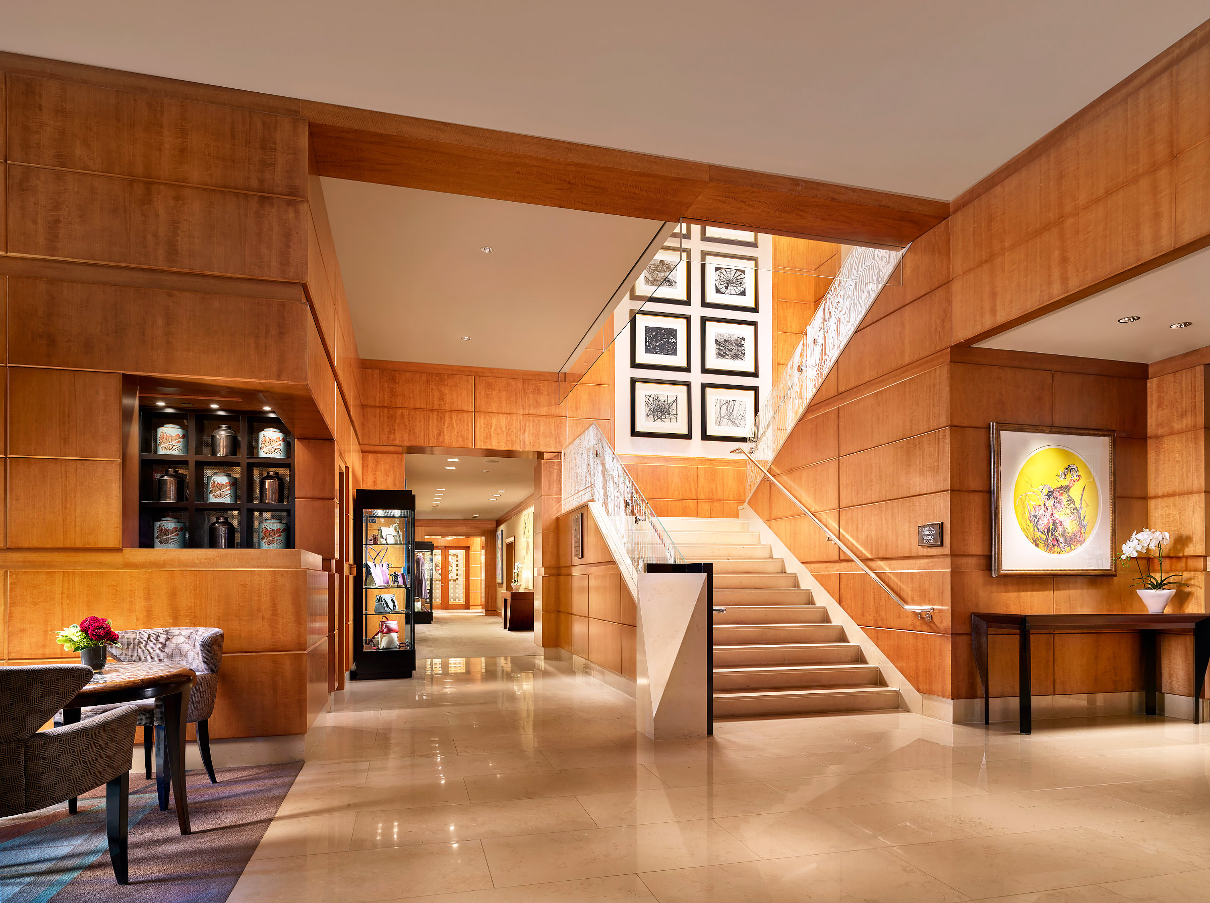 Mandarin-Oriental-Boston-Lobby-Staircase