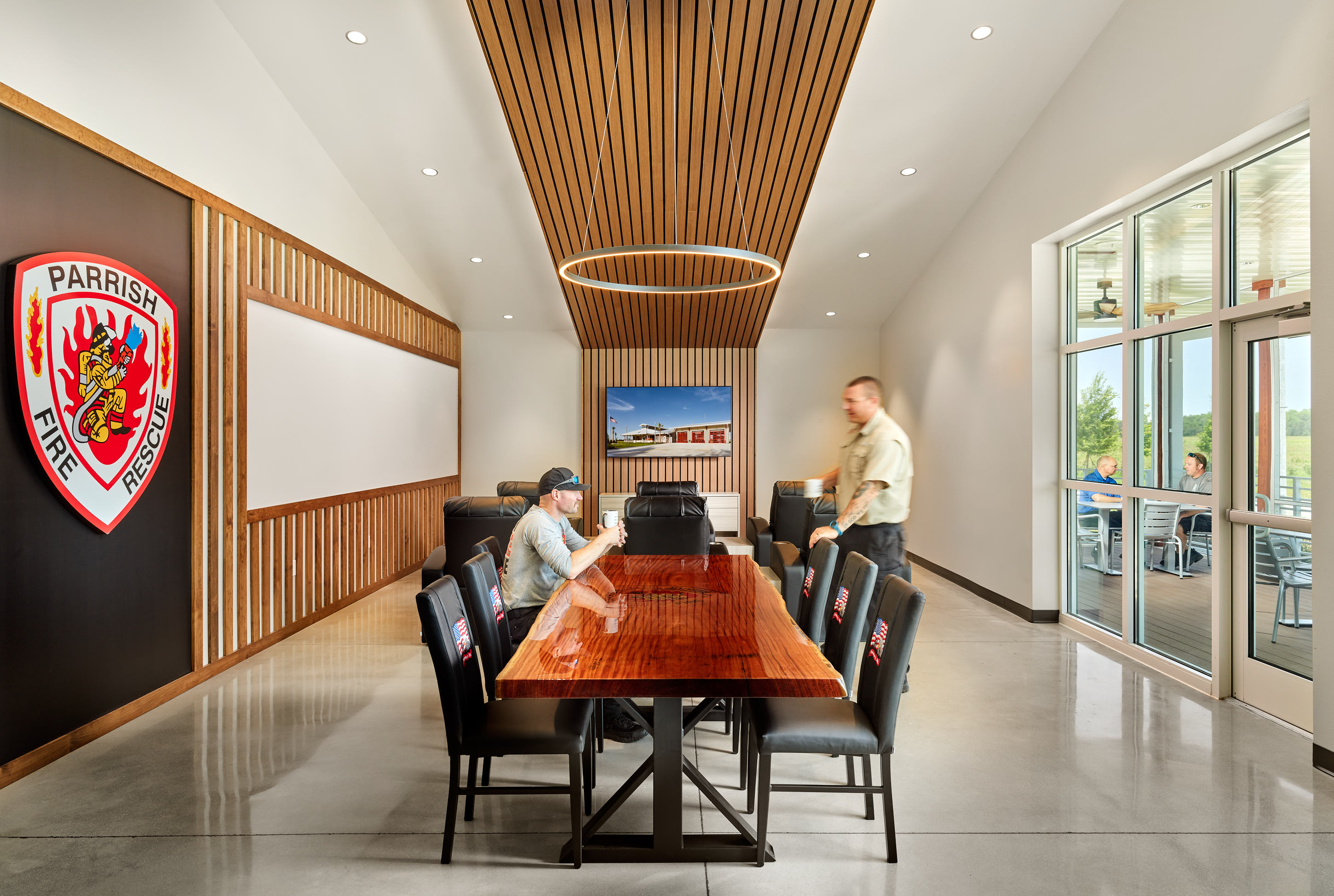 Parrish-FireHouse-Fire-Station-Dining