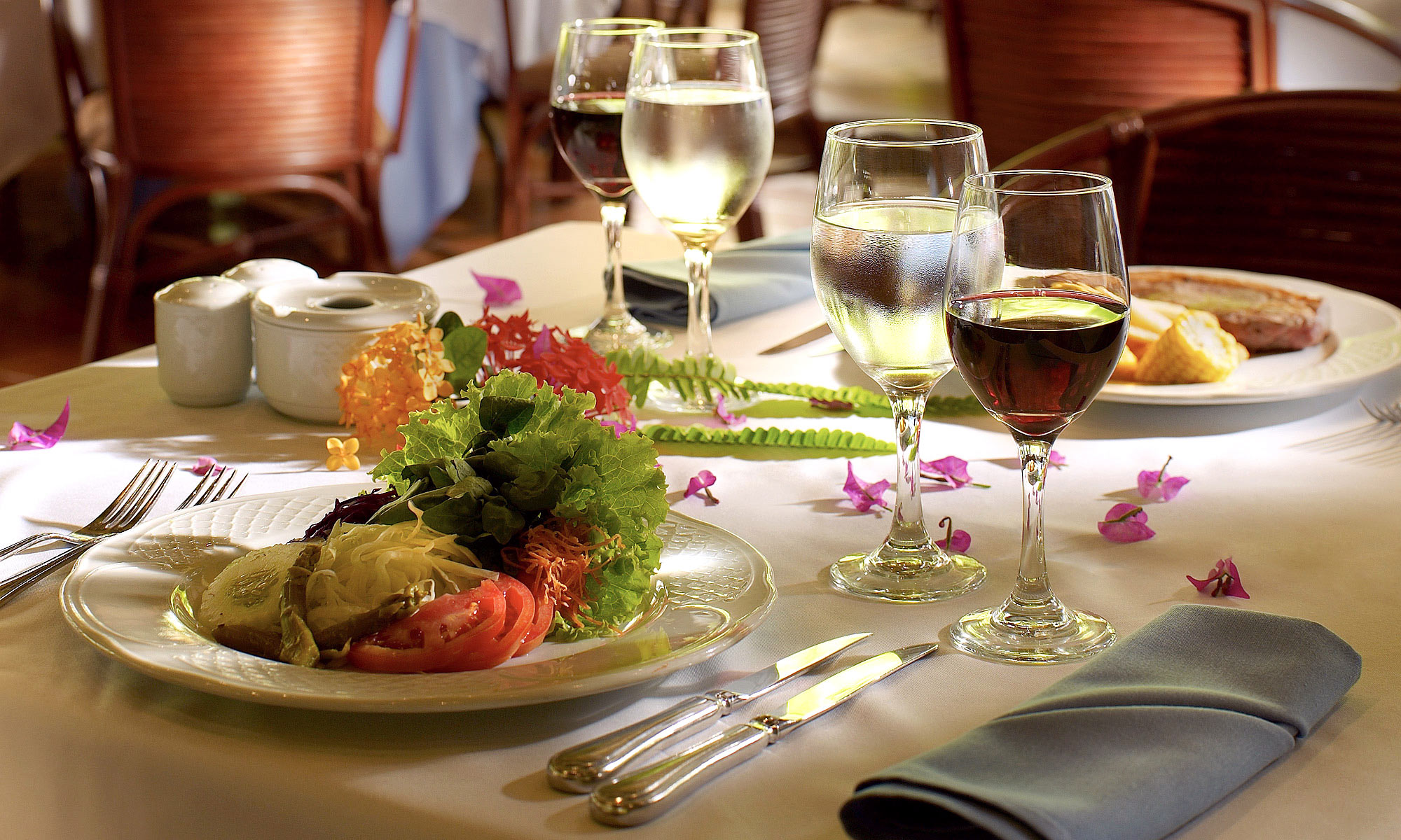 Resort-Food-Beverage-Cancun-Dinner-Plate